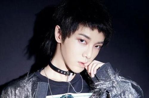 圈内大爆料华晨宇是谁,华晨宇背后的惊人真相,圈内大爆料引热议 第1张 圈内大爆料华晨宇是谁,华晨宇背后的惊人真相,圈内大爆料引热议 第1张